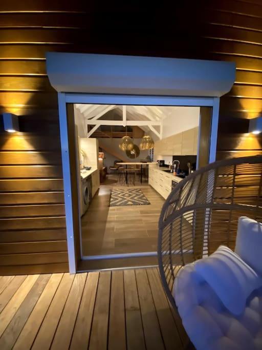 Grandes Luxueuses 4 Etoiles Face A La Reserve Cousteau & Ses Tortues *