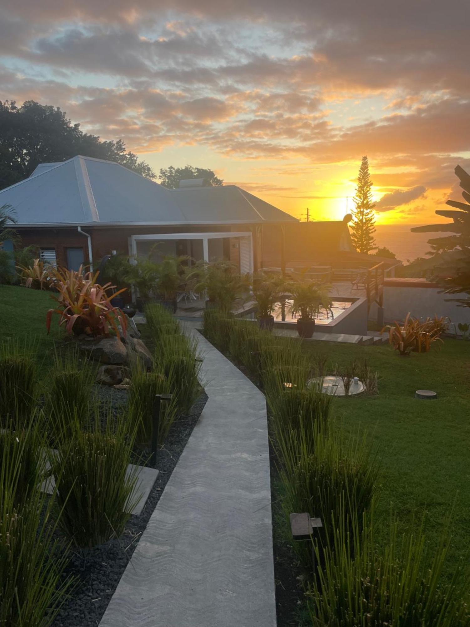 Villa Grandes Luxueuses 4 Etoiles Face A La Reserve Cousteau & Ses Tortues Bouillante